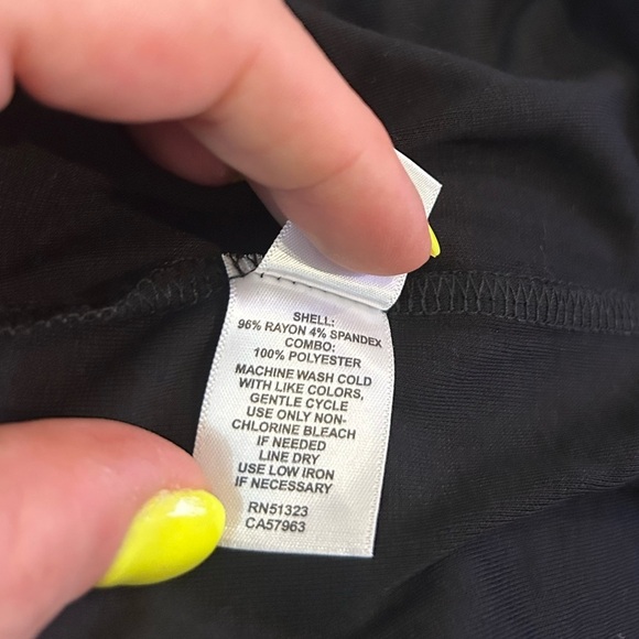 Halogen Spaghetti Strap Crop Tank Top Size Medium - Picture 3 of 6